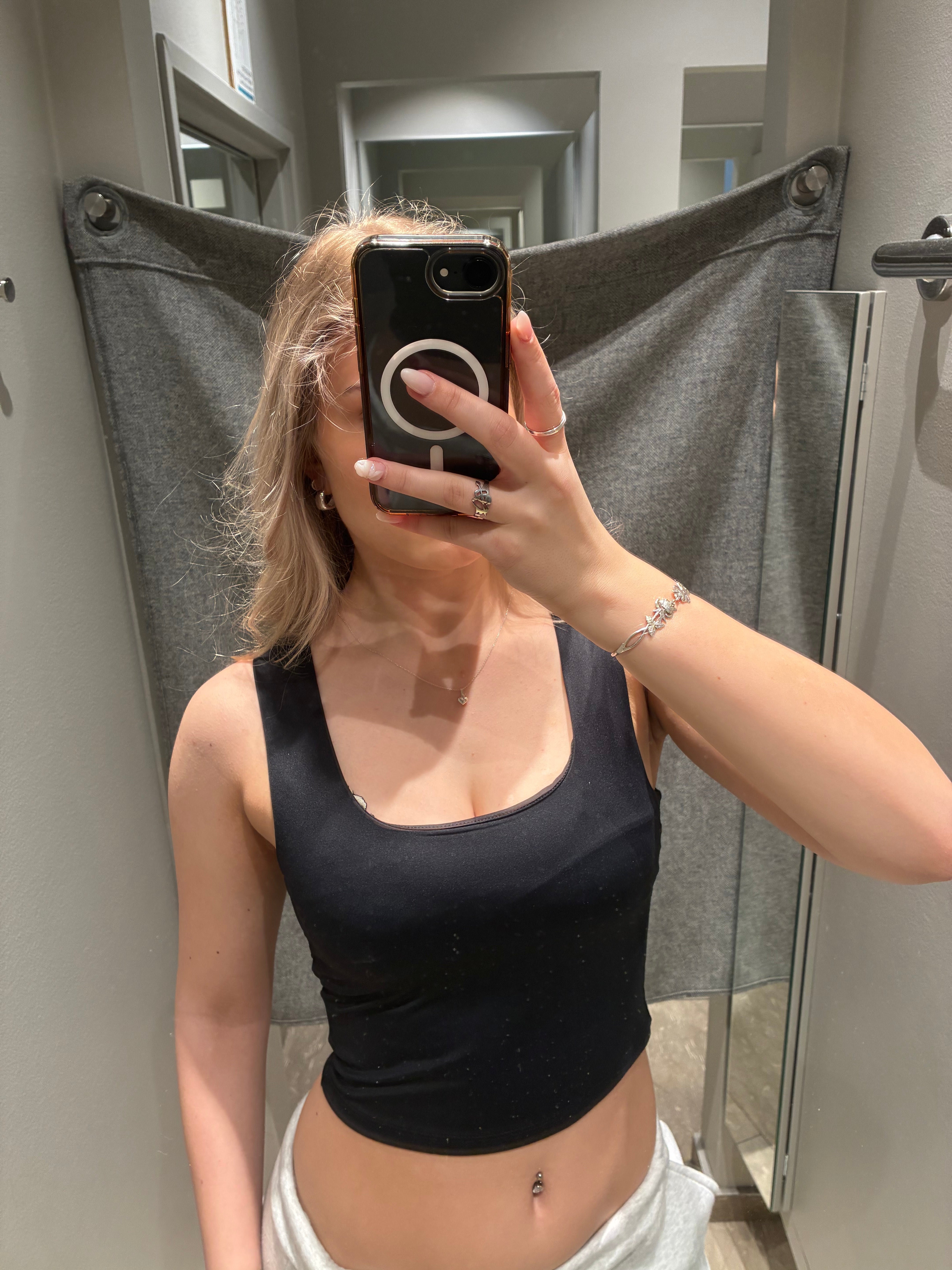 VIKENZA Tank-Top - Black